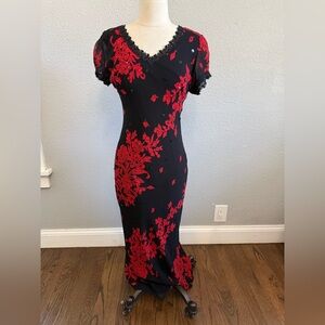Vintage Majick Red Black‎ Beaded Floral Size Small
